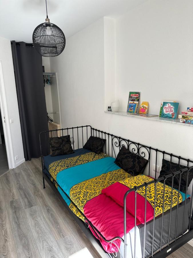 Appartement Avec Terrasse Au Puy Le Puy-en-Velay Bagian luar foto