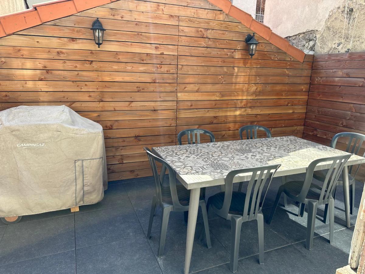 Appartement Avec Terrasse Au Puy Le Puy-en-Velay Bagian luar foto